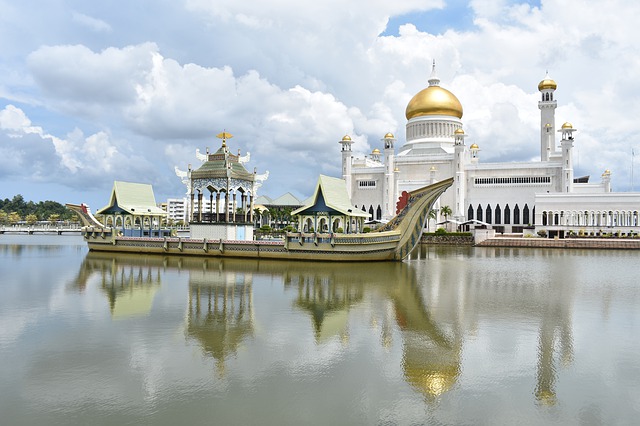 Brunei Asia: cosa vedere, capitale, visita alla Dimora della Pace