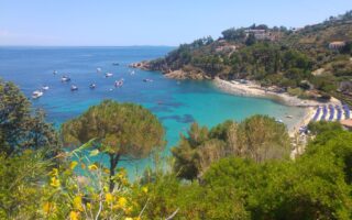 Isola del Giglio: paesaggi costieri mozzafiato e contatto diretto con la natura