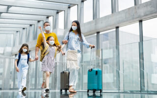 Viaggiare con i bambini: 20 consigli che salveranno le prossime vacanze in famiglia