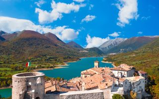 Abruzzo posti da visitare particolari, dove ti sembrerà di stare in un'altra parte del mondo