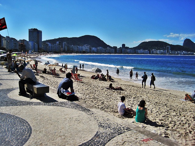 Dicembre al caldo
mete calde dicembre