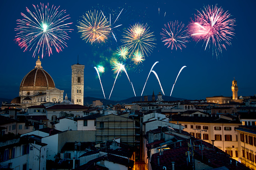 capodanno firenze	1.900	n/a	
48
firenze capodanno	880	n/a	
41
cenone capodanno firenze	170	n/a	
35
ultimo dell'anno a firenze	140	â‚¬ 0,50	
29
concerto capodanno firenze	140	n/a	
34
capodanno in piazza a firenze	140	n/a	
59
capodanno a firenze offerte	110	n/a	
30
offerte capodanno firenze	90	n/a	
31
eventi capodanno firenze	90	n/a	
40
hotel firenze capodanno