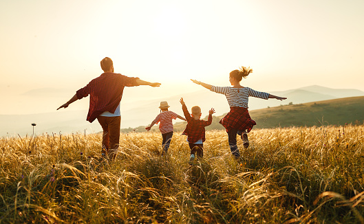 vacanze famiglia  vacanze per famiglie  vacanze bambini  vacanze per bambini  viaggi con bambini  vacanze economiche per famiglie 