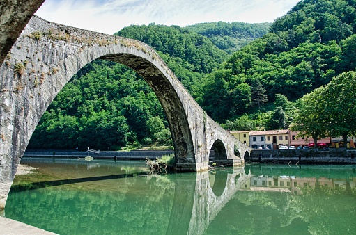 garfagnana ponte del diavolo 
garfagnana turistica  garfagnana storia  garfagnana prodotti tipici