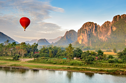 Nam Song 
Vang Vieng
laos
luoghi economici da visitare
posti economici da vedere