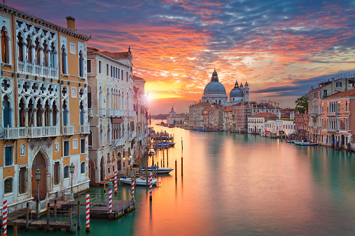 prezzo gondola venezia  gondola venezia prezzi  Gondole Venezia