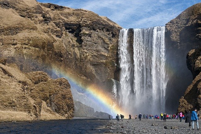 Islanda, un viaggio tra meraviglie e curiosità
islanda cartina  tour islanda  voli islanda  voli per l'islanda  viaggi in islanda  viaggi islanda  
islanda cascata
islanda cascate