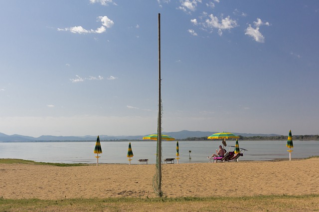 Lago Trasimeno dove si trova e cosa vedere lago umbro lago trasimeno da vedere parco del lago trasimeno